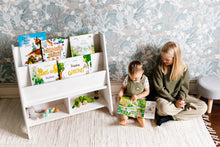 Montessori Bookshelf