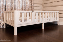 Toddler Bed on Legs (with Doors)